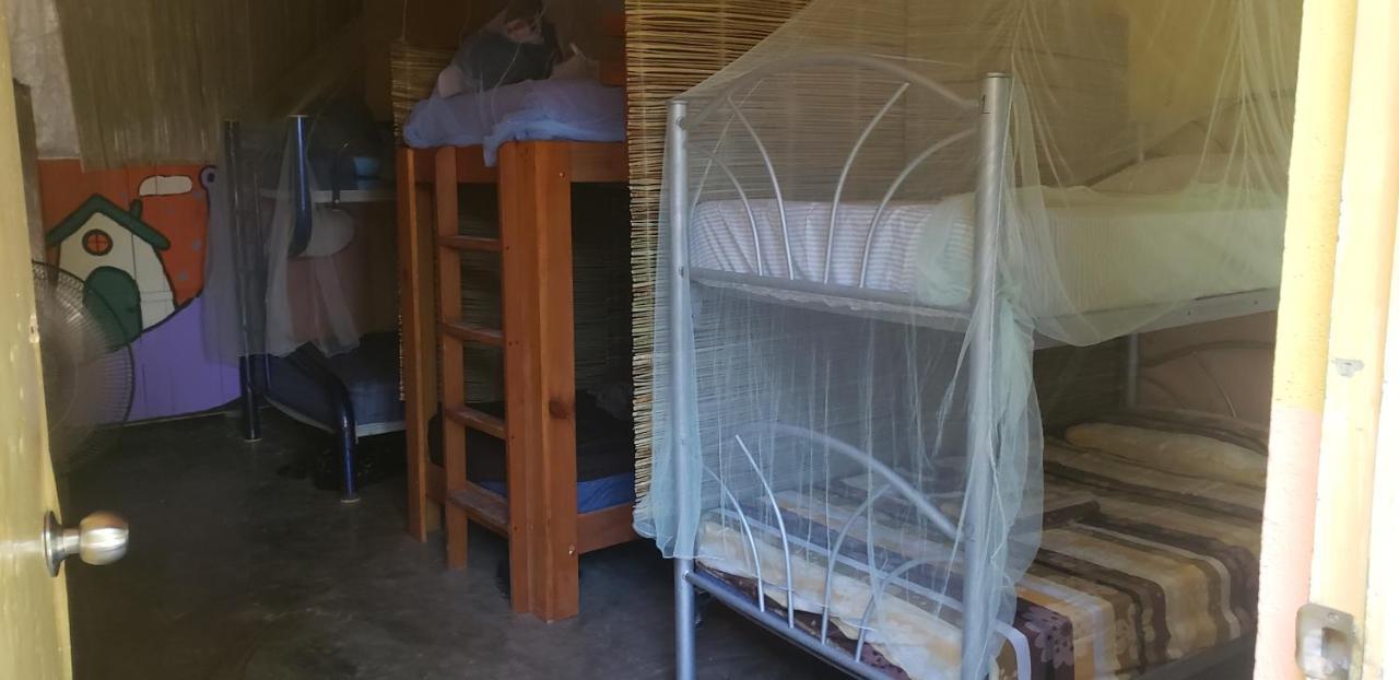 Hostal y Camping Las G Bacalar Exterior foto